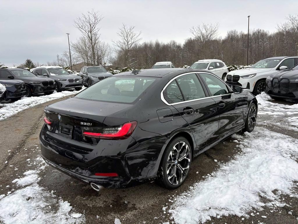 Certified 2025 BMW 330i xDrive Sedan image 7