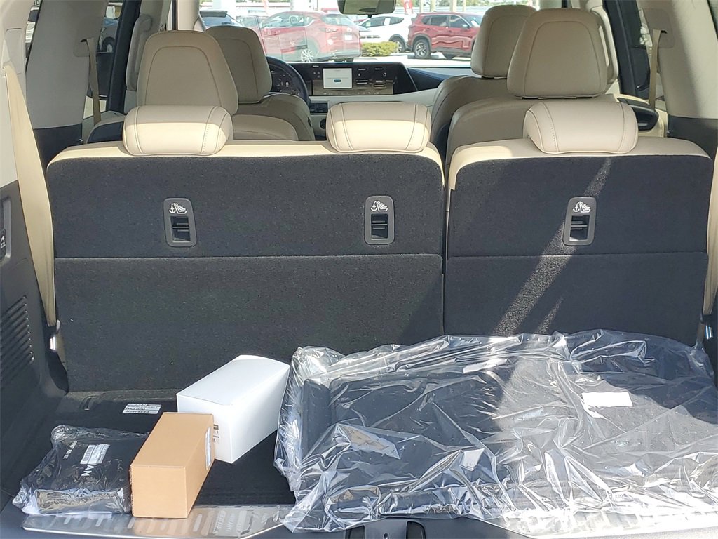 New 2025 Nissan Armada Platinum Reserve w/ Convenience Package image 5