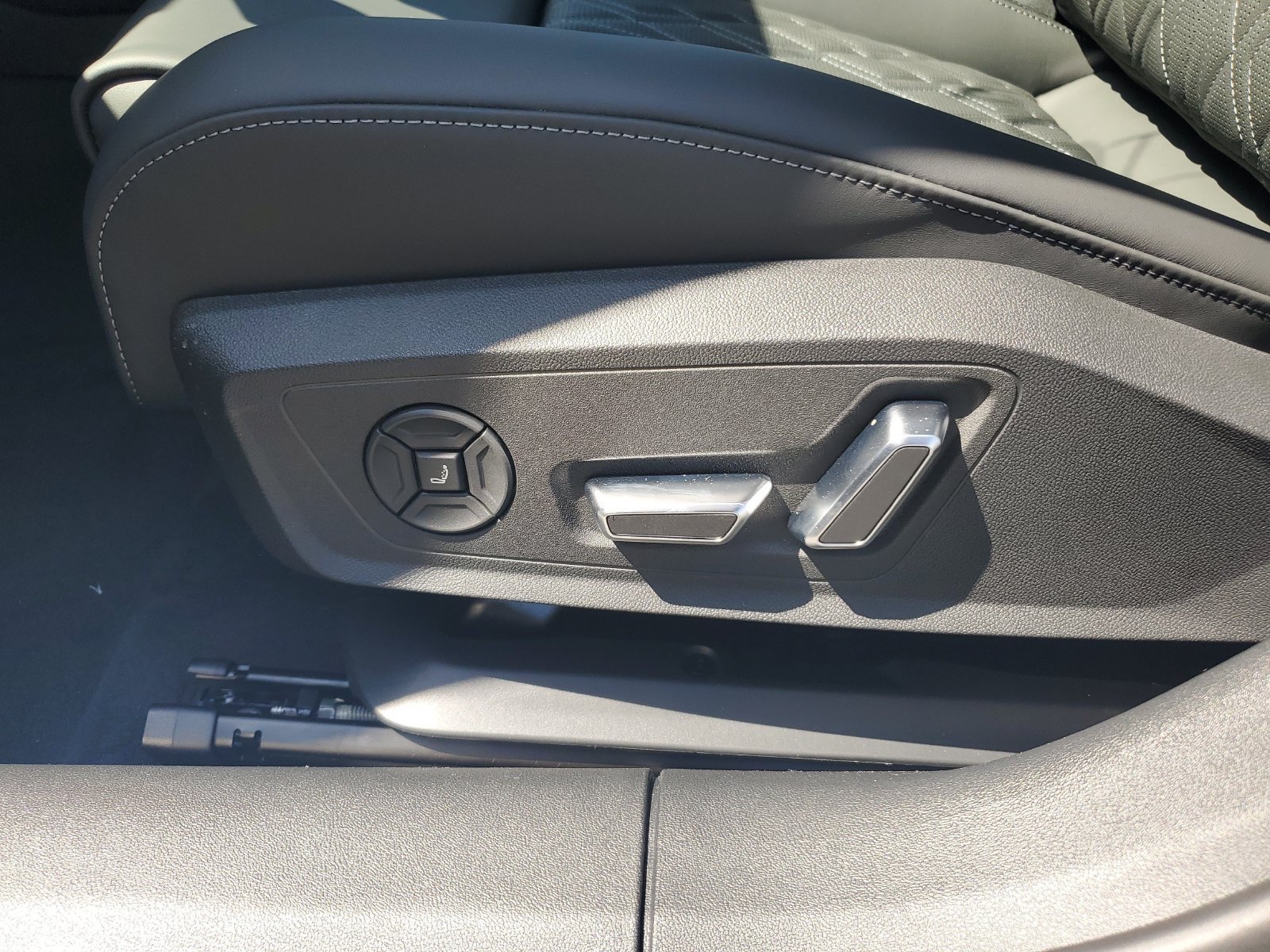 New 2026 Audi A6 Prestige AWD/4WD image 23