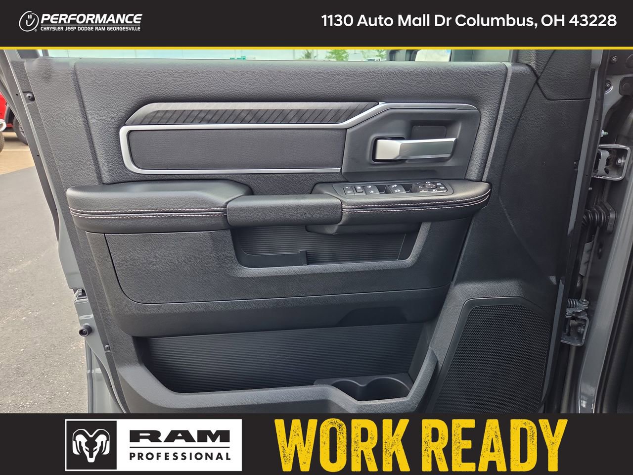 New 2026 RAM 2500 Big Horn AWD/4WD image 18