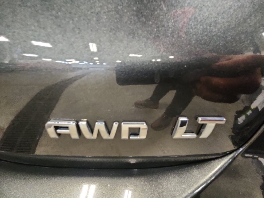 Used 2019 Chevrolet Equinox LT AWD/4WD image 39