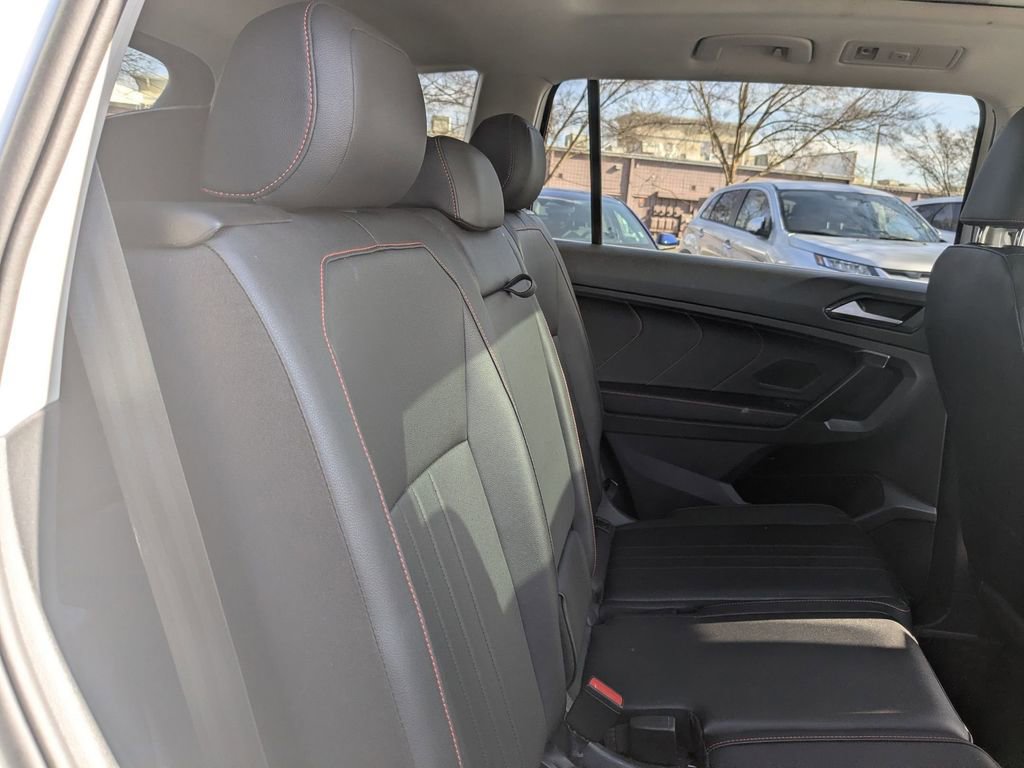 Used 2024 Volkswagen Tiguan Wolfsburg Edition image 30