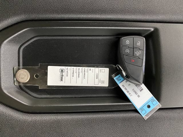 Certified 2025 Chevrolet Silverado 1500 LT AWD/4WD image 31