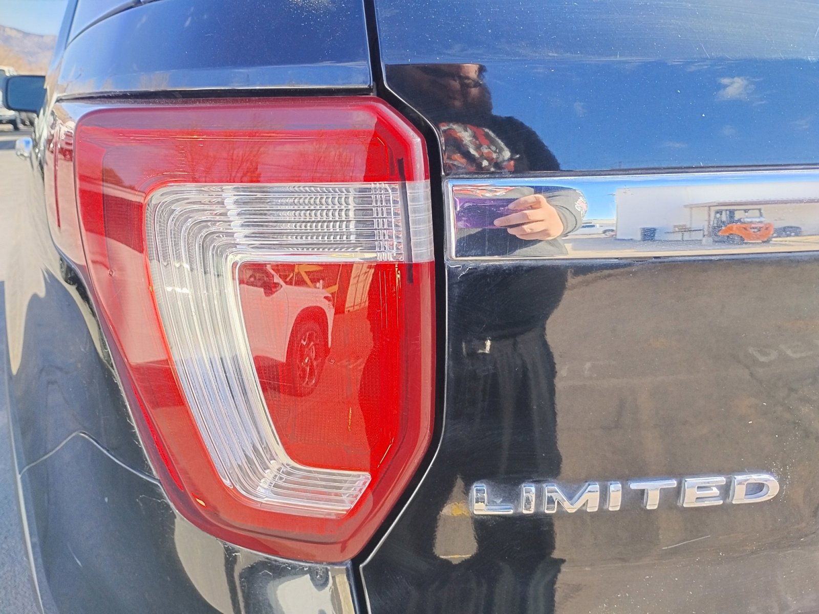 Used 2016 Ford Explorer Limited w/ Equipment Group 301A image 18