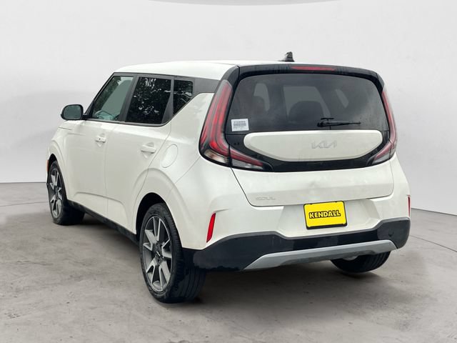 Used 2024 Kia Soul EX w/ Option Group 015 FWD image 4