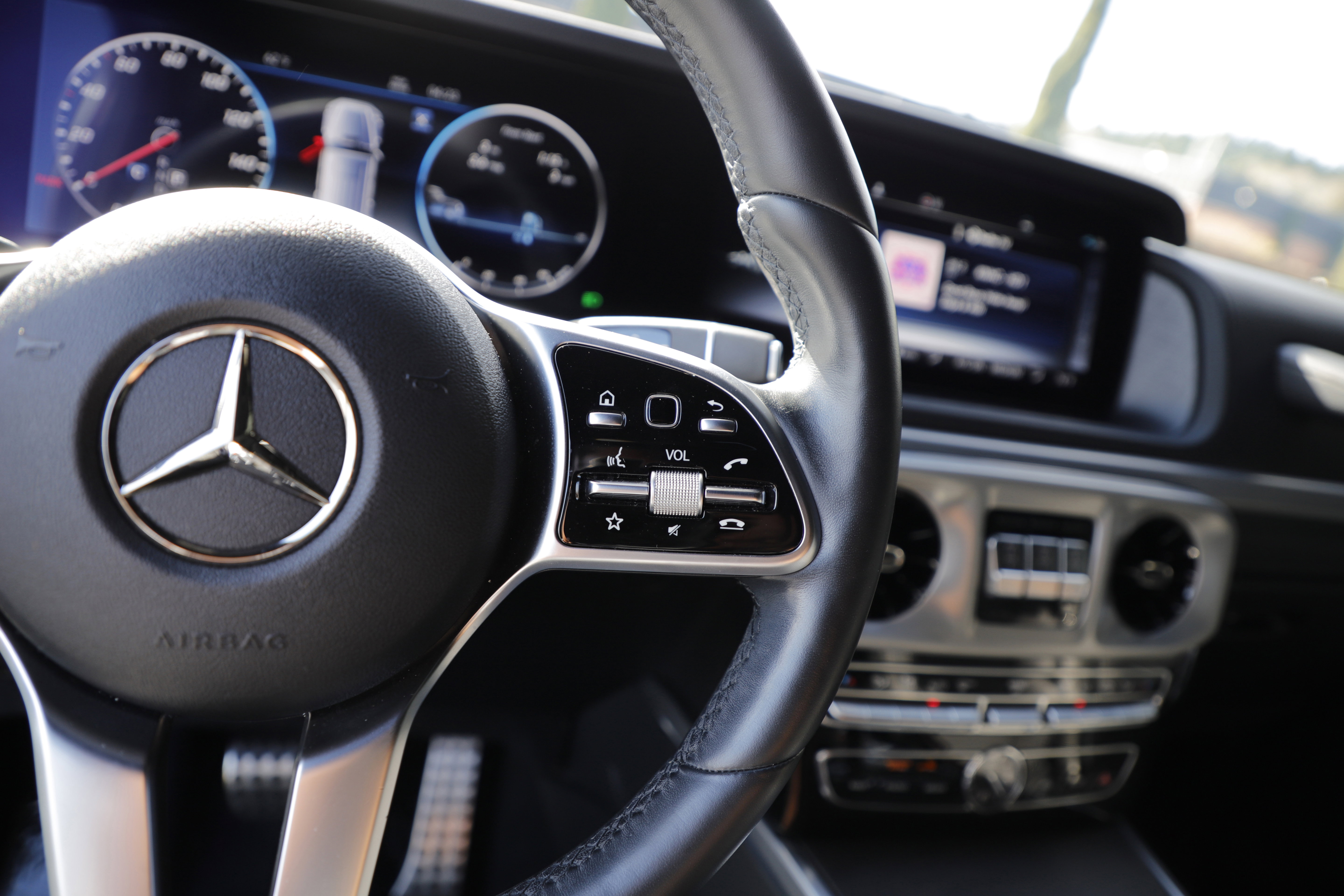 Used 2021 Mercedes-Benz G 550 image 23