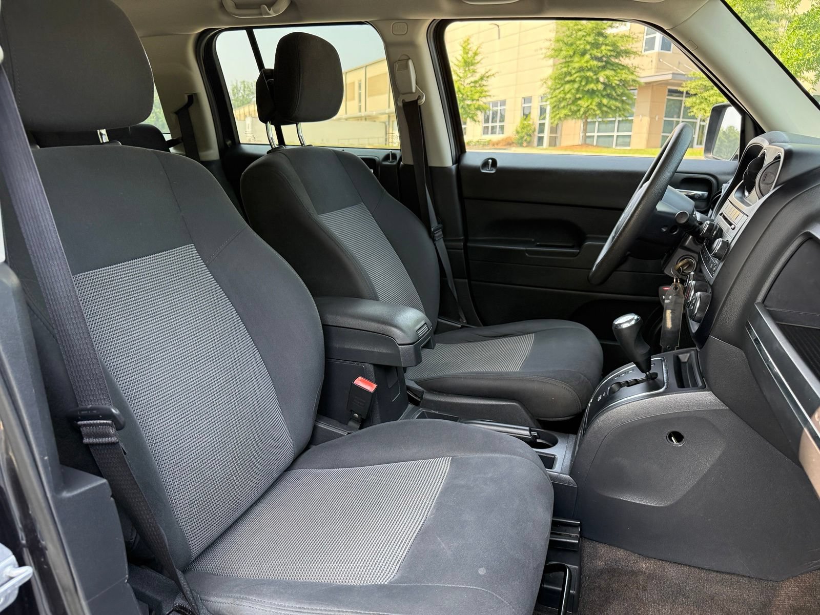 Used 2015 Jeep Patriot Sport FWD image 33