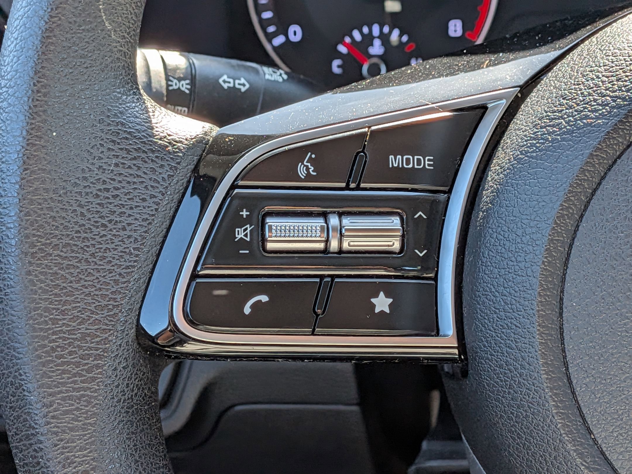 Used 2022 Kia Forte LXS w/ LXS Technology Package FWD image 19