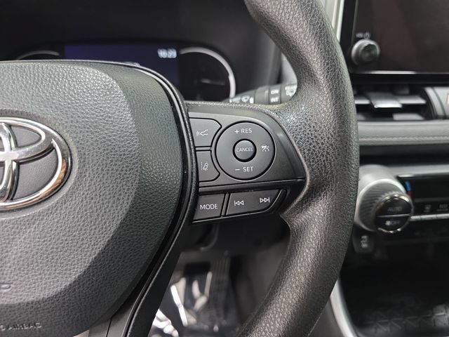 Certified 2024 Toyota RAV4 XLE FWD image 15