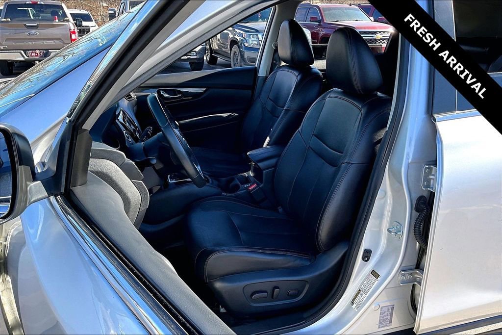 Used 2018 Nissan Rogue SL image 20