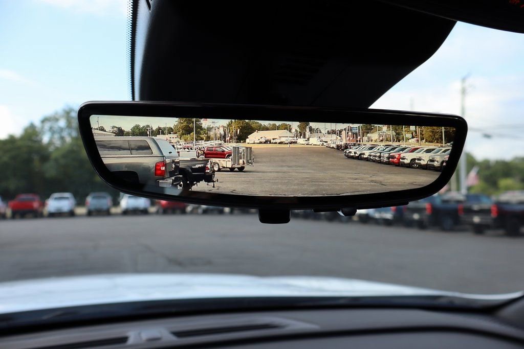 New 2026 Chevrolet Traverse LT w/ Driver Confidence Package image 14