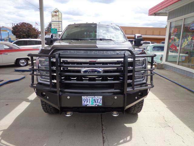 Used 2024 Ford F350 Lariat w/ Lariat Ultimate Package image 3