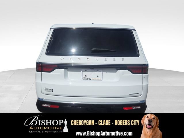 Used 2024 Jeep Wagoneer L Series II w/ Flexible Seating Group AWD/4WD image 5