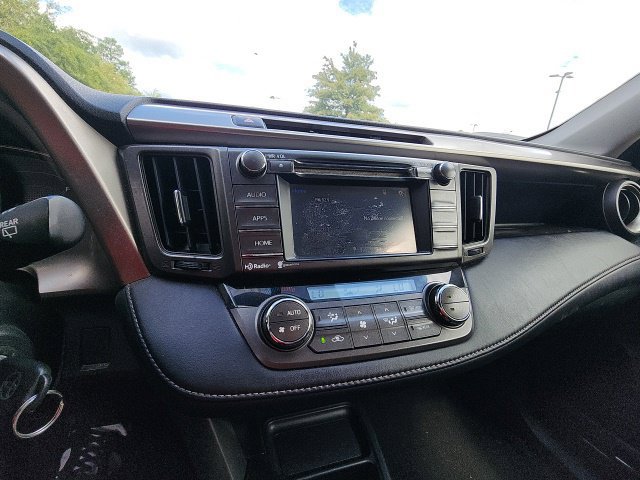 Used 2014 Toyota RAV4 XLE AWD/4WD image 22
