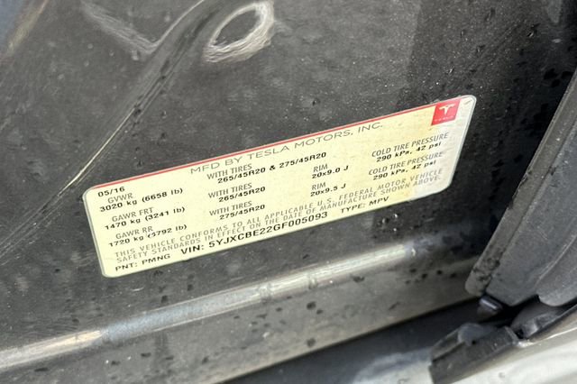 Used 2016 Tesla Model X 90D image 24