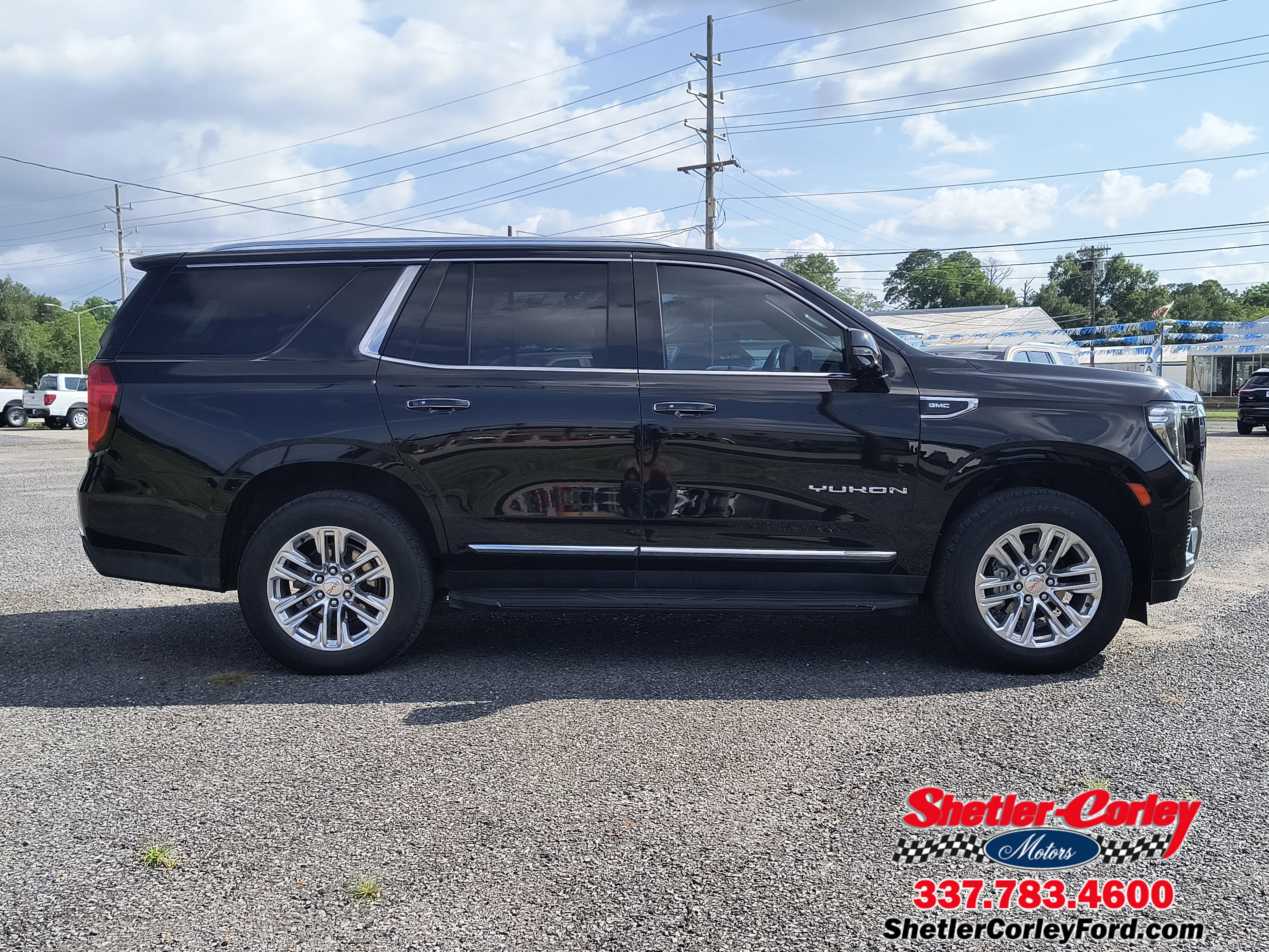 Used 2022 GMC Yukon SLT w/ SLT Luxury Package image 11