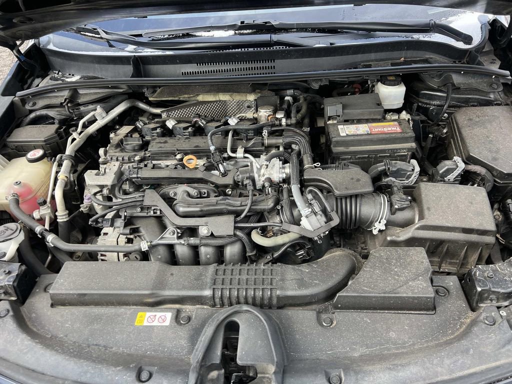 Used 2020 Toyota Corolla SE w/ SE Premium Package image 9