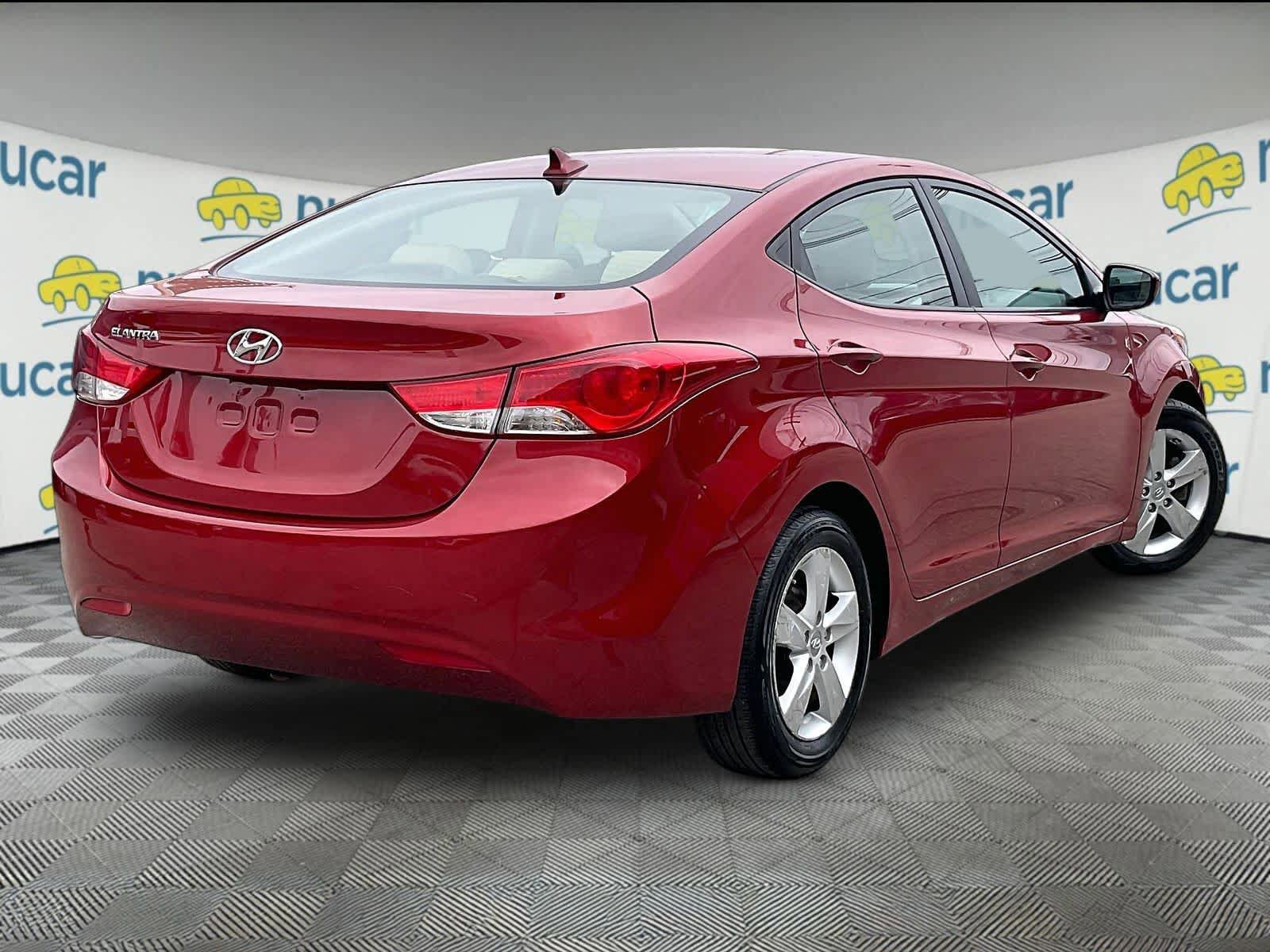 Used 2013 Hyundai Elantra GLS w/ Preferred Pkg FWD image 6