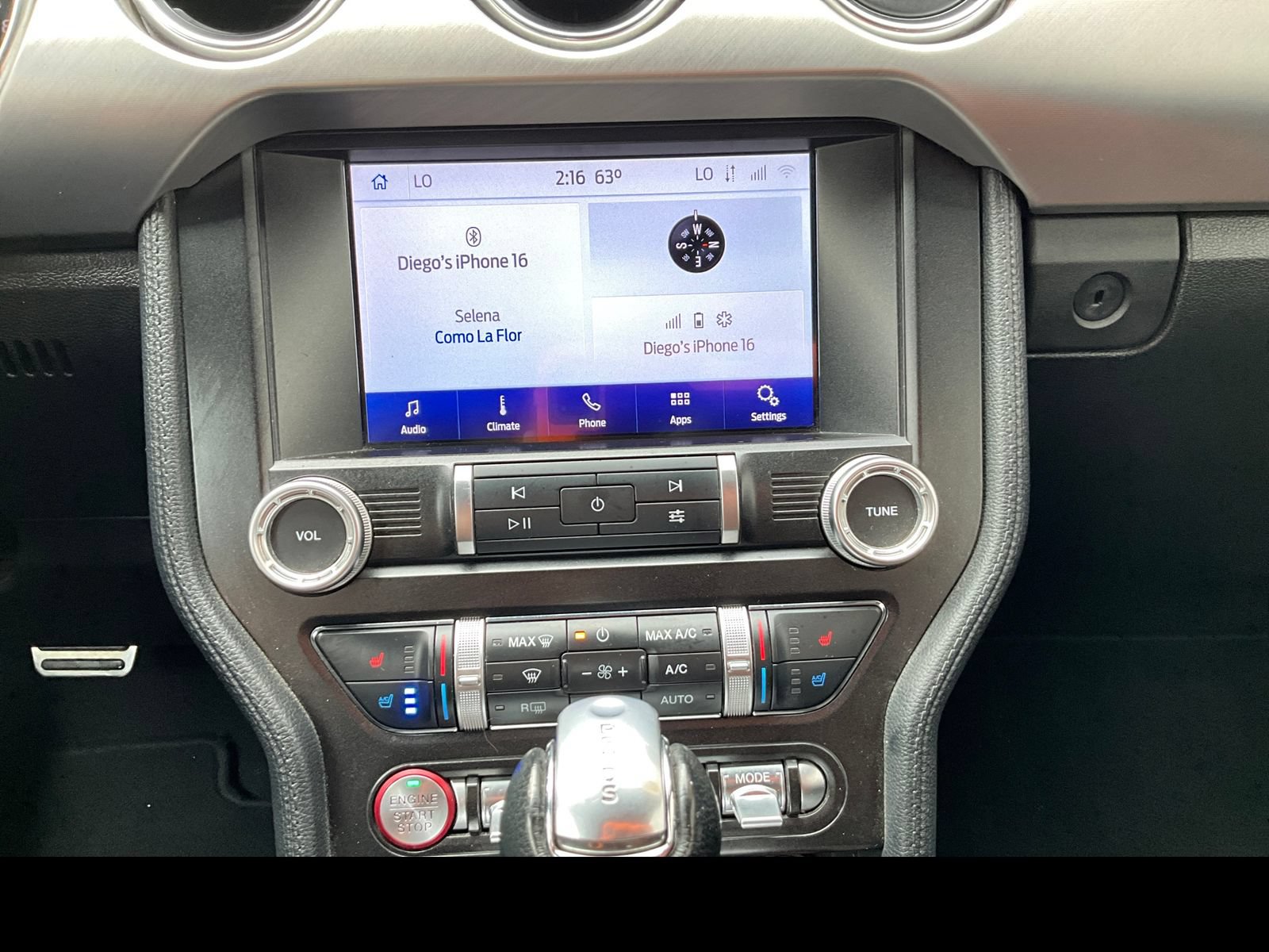 Used 2020 Ford Mustang Premium RWD image 5
