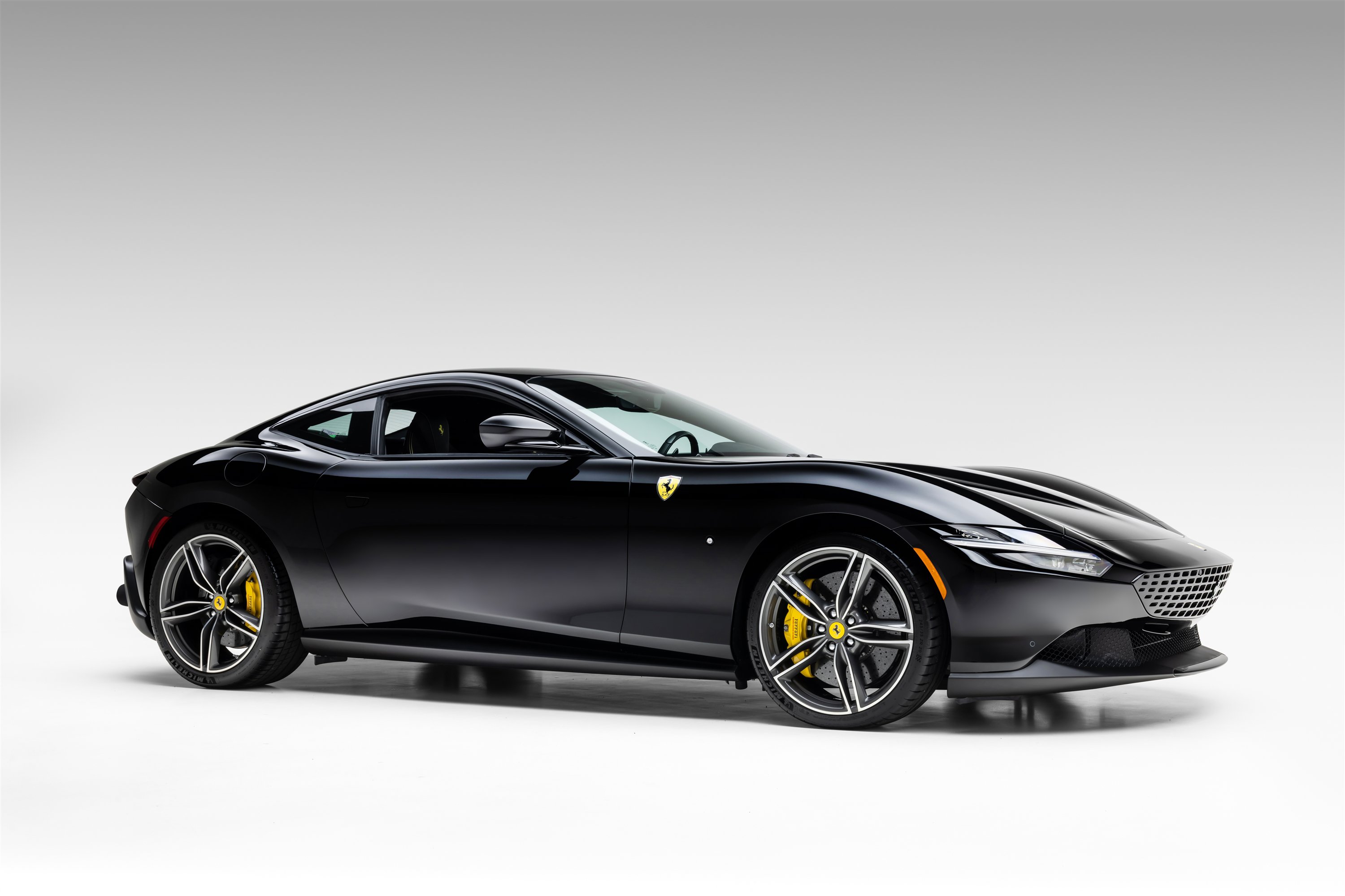 Certified 2023 Ferrari Roma image 16