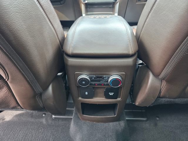 Used 2021 Ford Explorer King Ranch w/ Premium Technology Package image 19