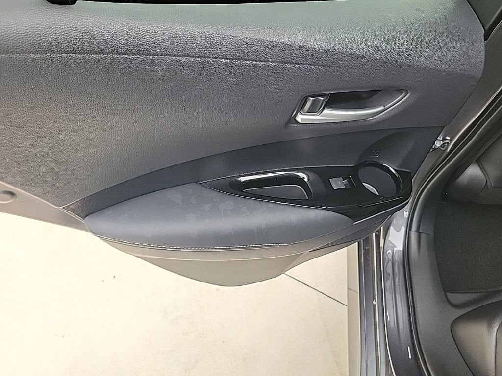 Used 2025 Toyota Corolla XSE image 10