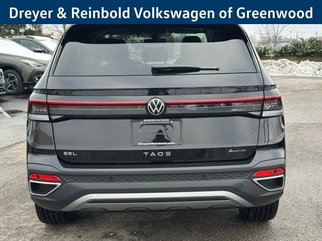 New 2026 Volkswagen Taos SEL image 6