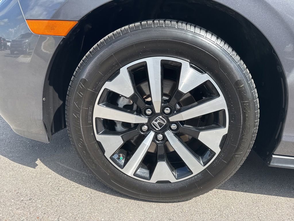 Used 2025 Honda Odyssey EX-L image 31