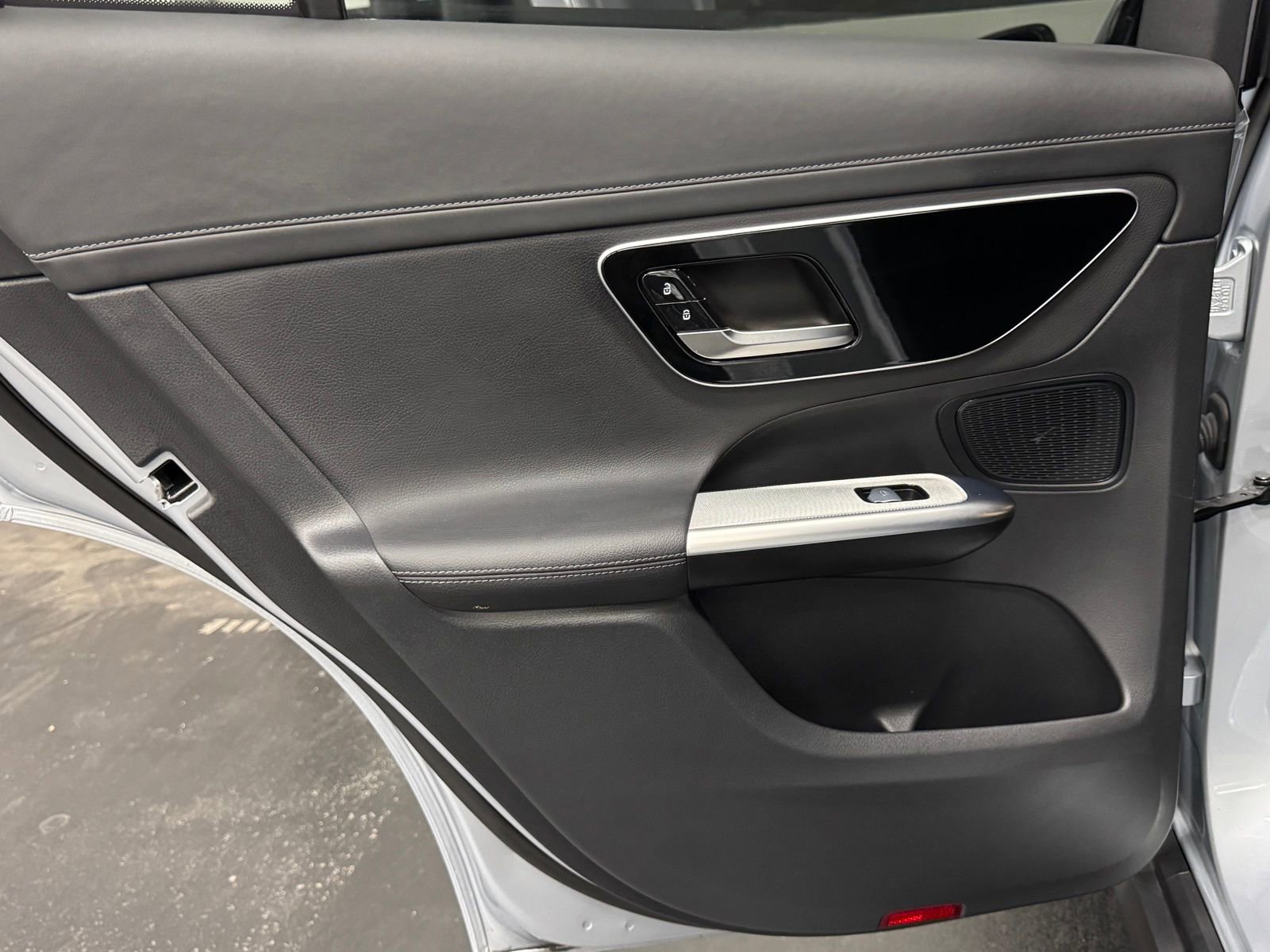 Certified 2024 Mercedes-Benz GLC 300 image 36