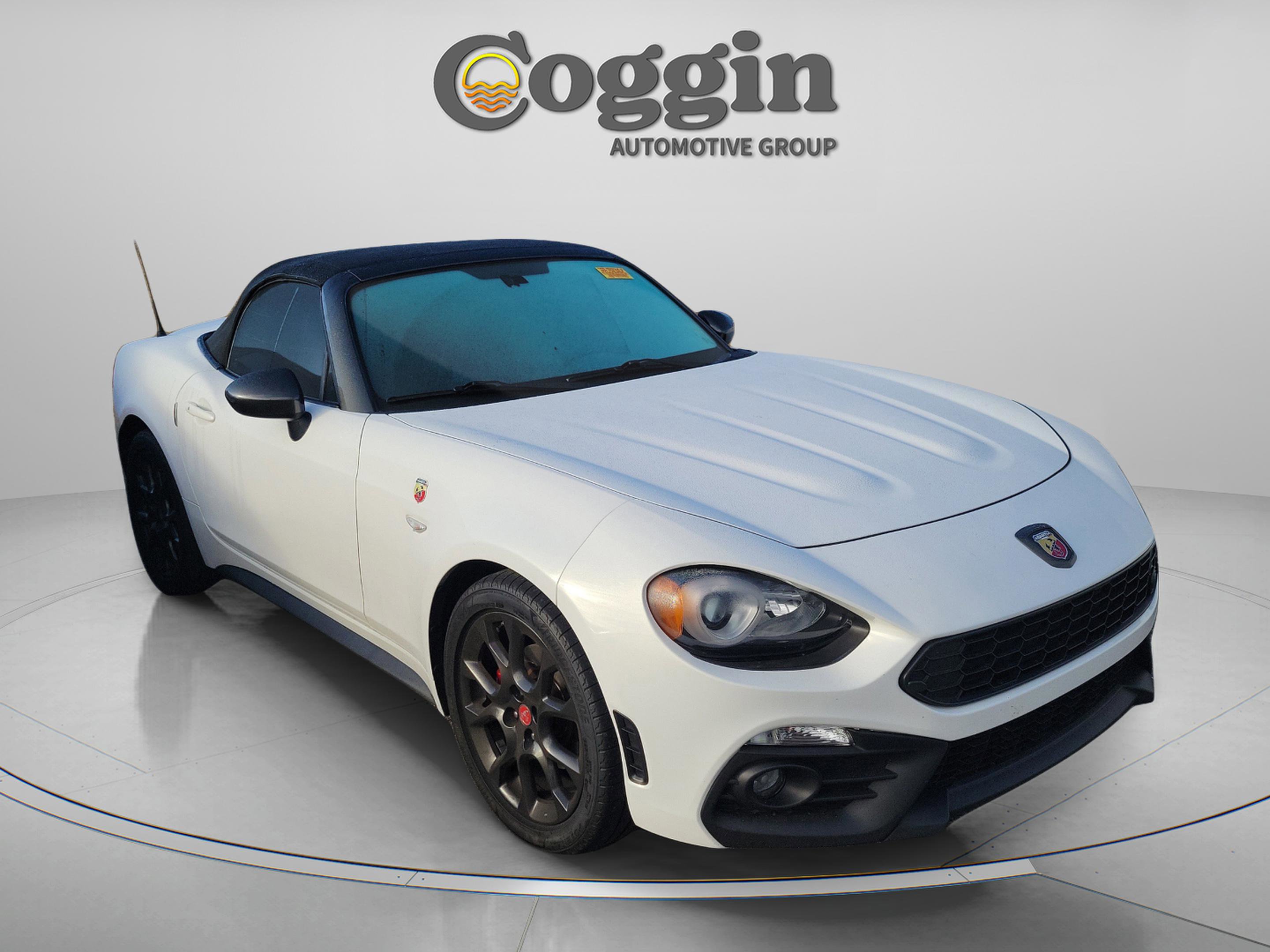 Used 2017 FIAT 124 Spider Abarth image 4