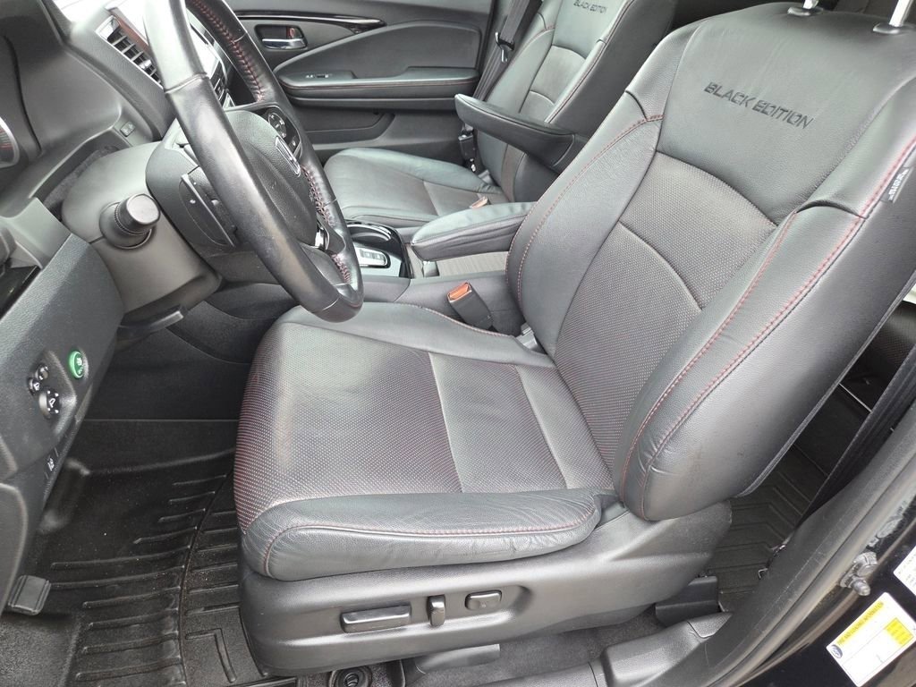 Used 2021 Honda Pilot Black Edition image 5