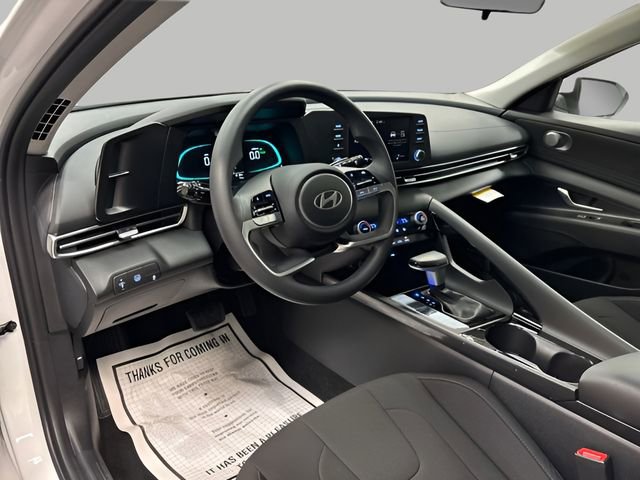 New 2026 Hyundai Elantra Blue image 17