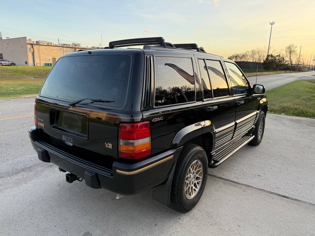 Used 1995 Jeep Grand Cherokee Limited AWD/4WD image 8