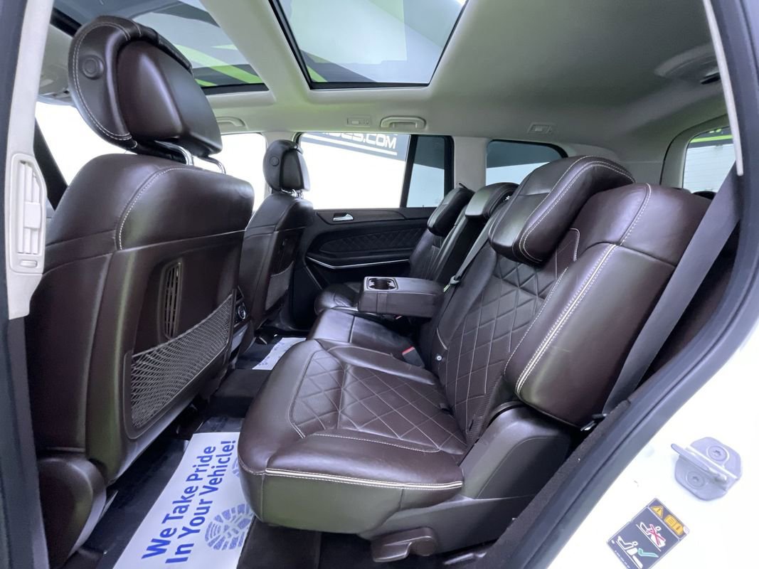 Used 2018 Mercedes-Benz GLS 550 4MATIC image 27