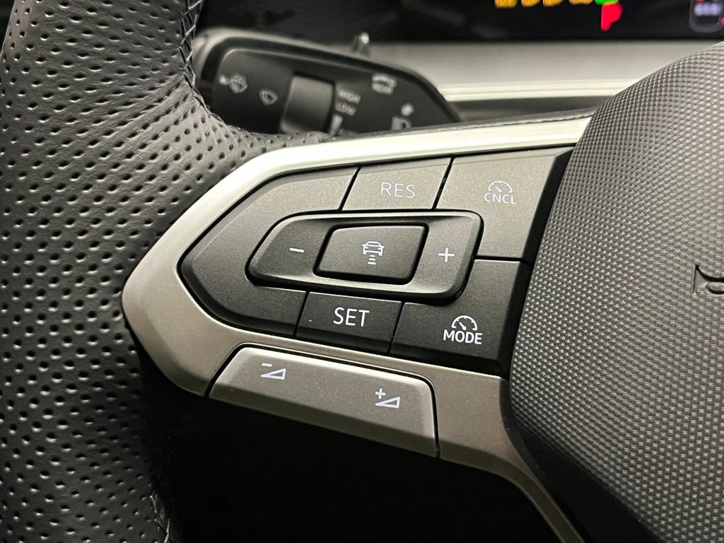 New 2026 Volkswagen Tiguan SE AWD/4WD image 26