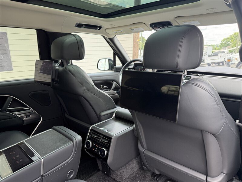 Used 2023 Land Rover Range Rover Long Wheelbase First Edition AWD/4WD image 40