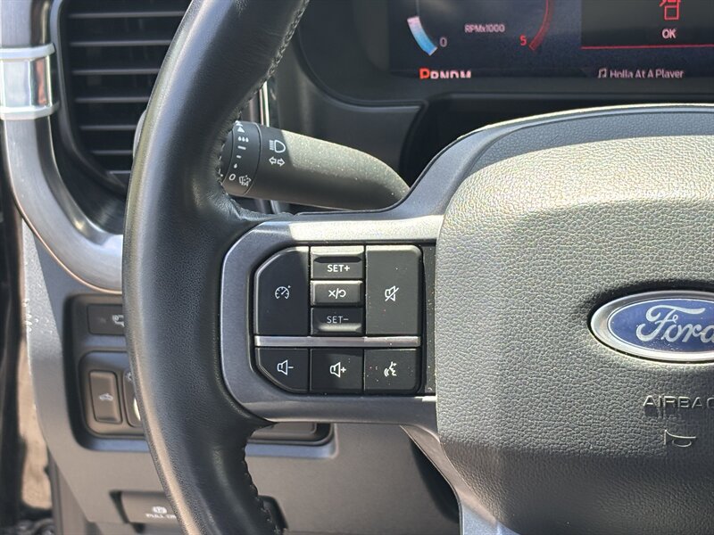 Used 2023 Ford F350 Lariat w/ Sport Appearance Package AWD/4WD image 23