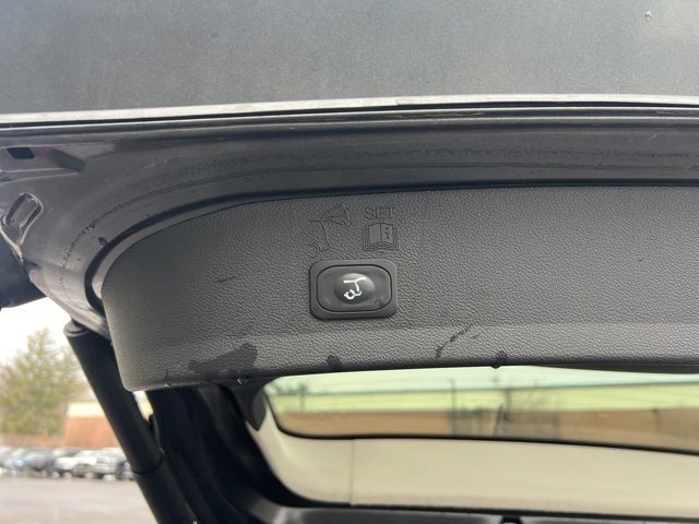 Used 2019 Ford Escape SEL image 15