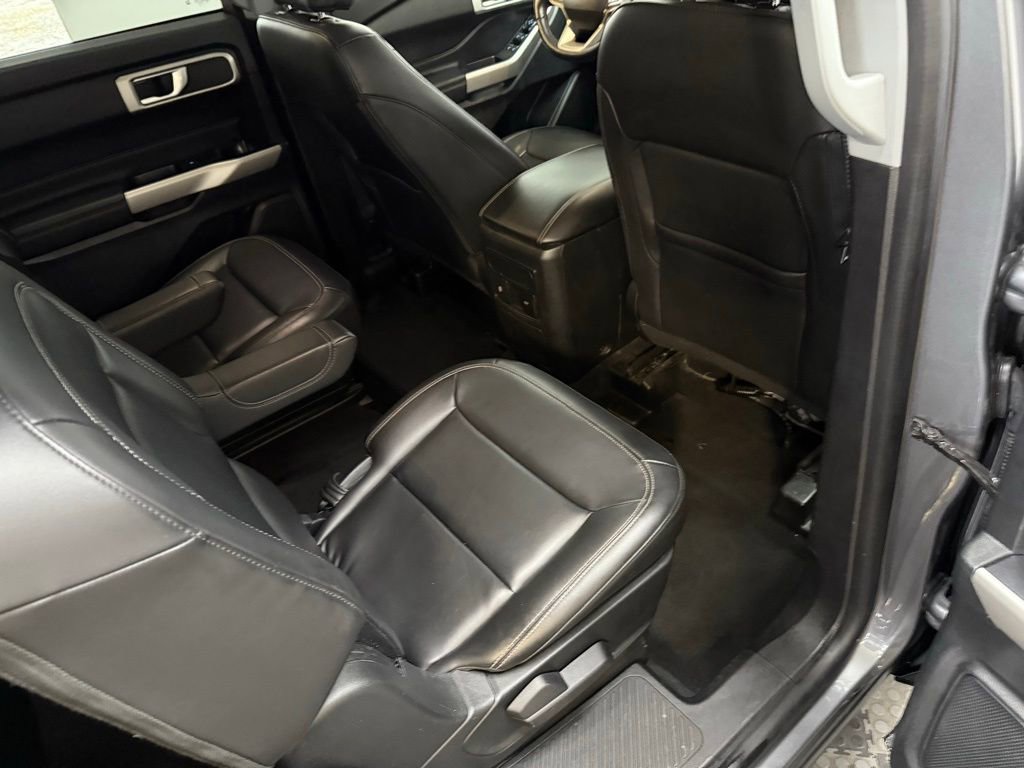 Certified 2022 Ford Explorer XLT w/ Equipment Group 202A image 53