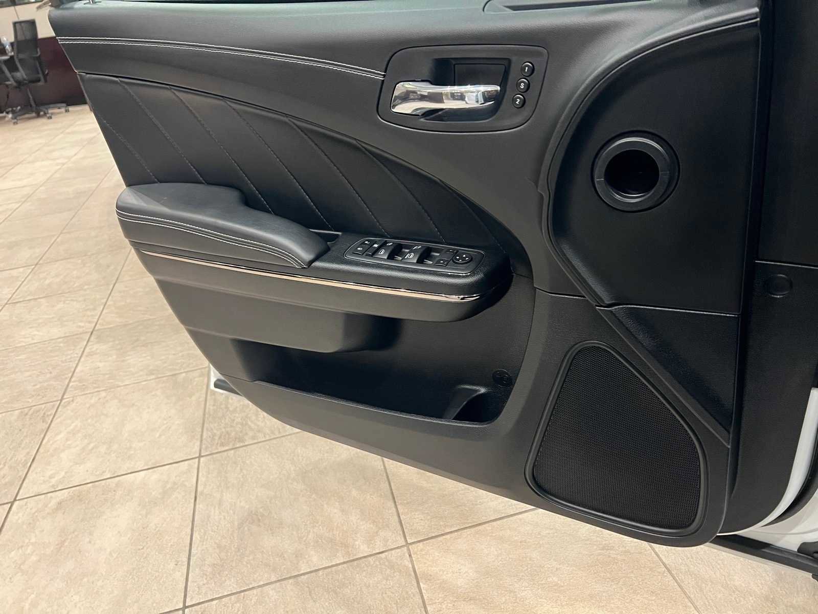 Used 2022 Dodge Charger SRT Hellcat image 17