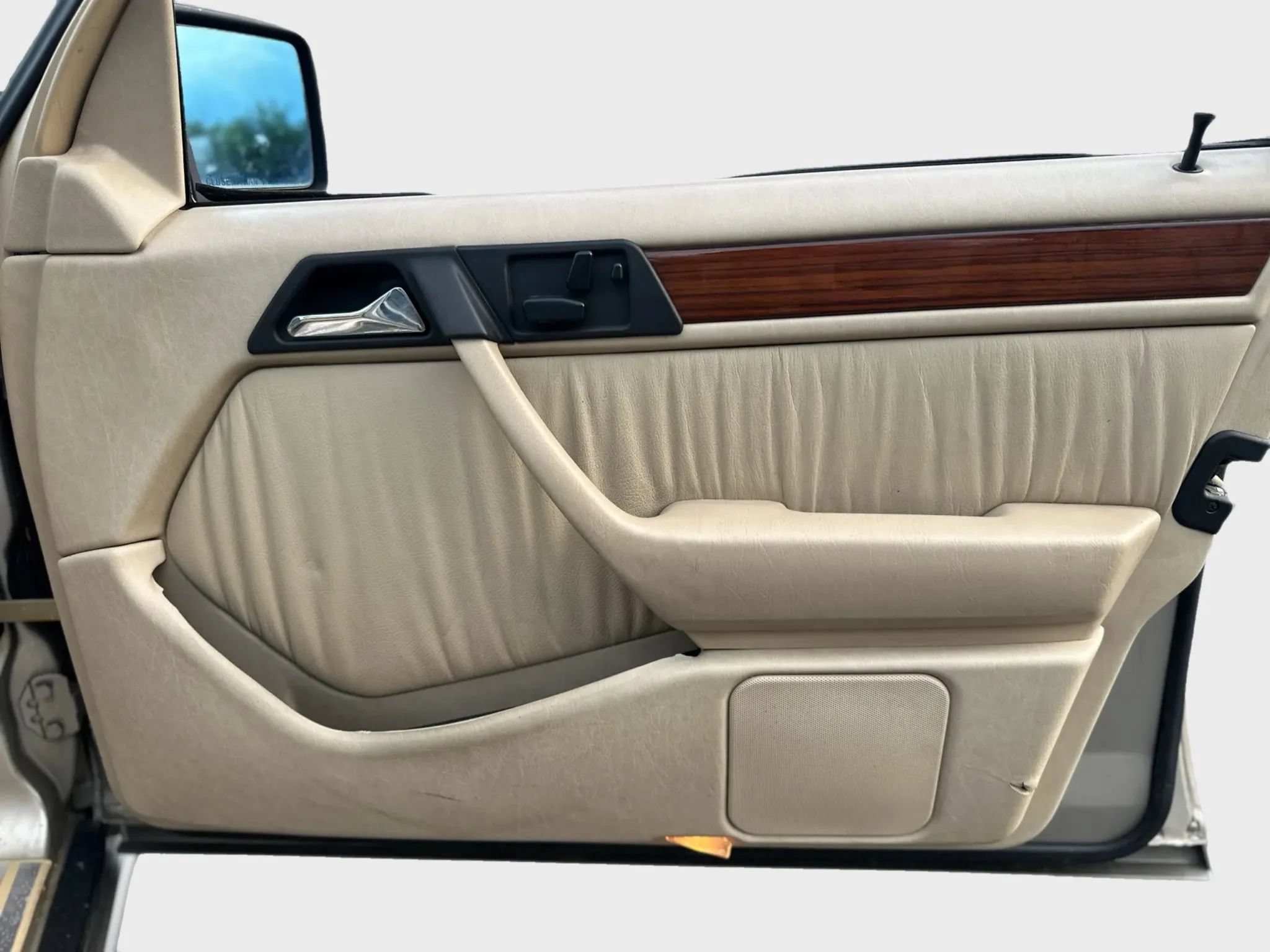 Used 1994 Mercedes-Benz E 320 Sedan image 14