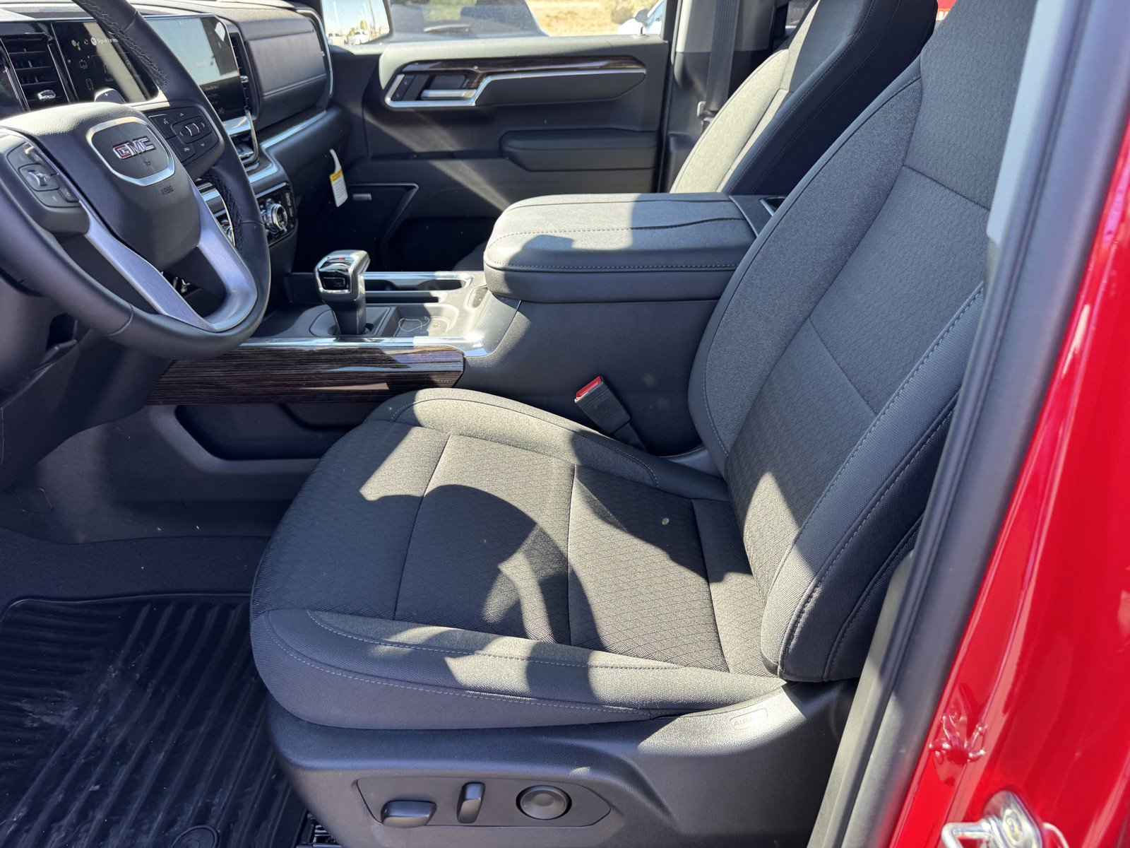 New 2026 GMC Sierra 1500 Elevation w/ Preferred Package image 15