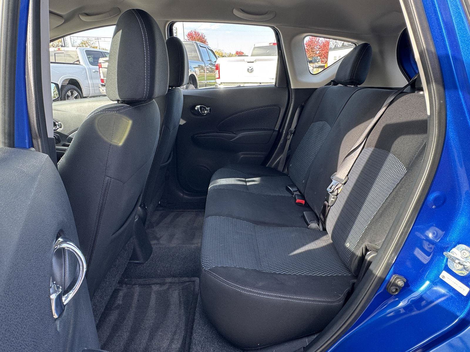 Used 2015 Nissan Versa Note SV FWD image 28