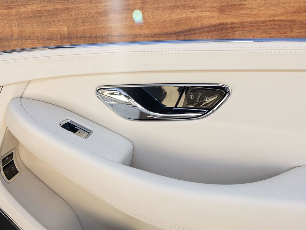 Used 2026 Bentley Continental GT image 57