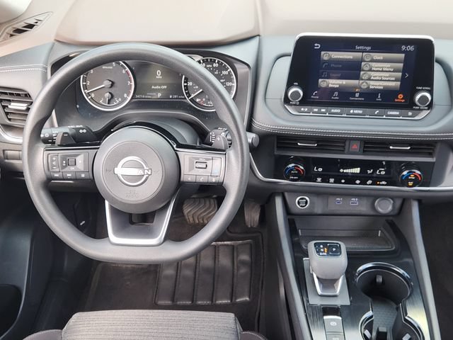 Used 2023 Nissan Rogue SV FWD image 24