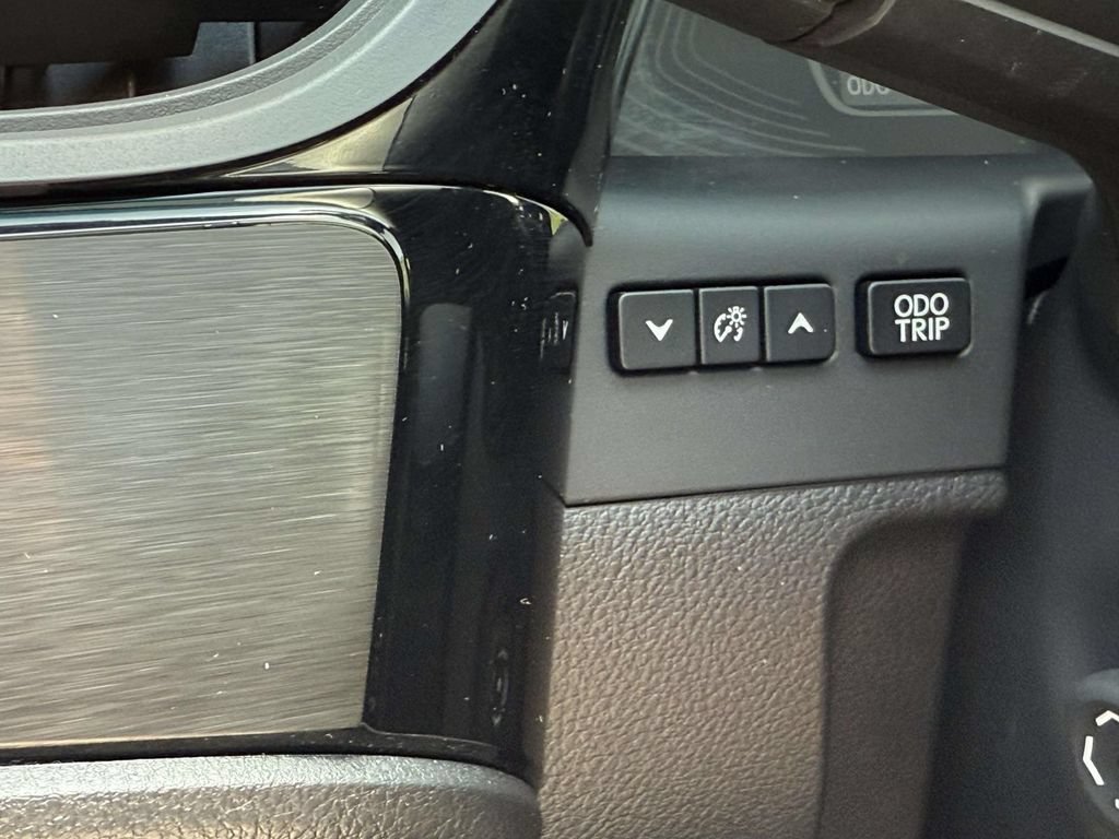 Used 2024 Lexus ES 250 w/ Premium Package AWD/4WD image 23