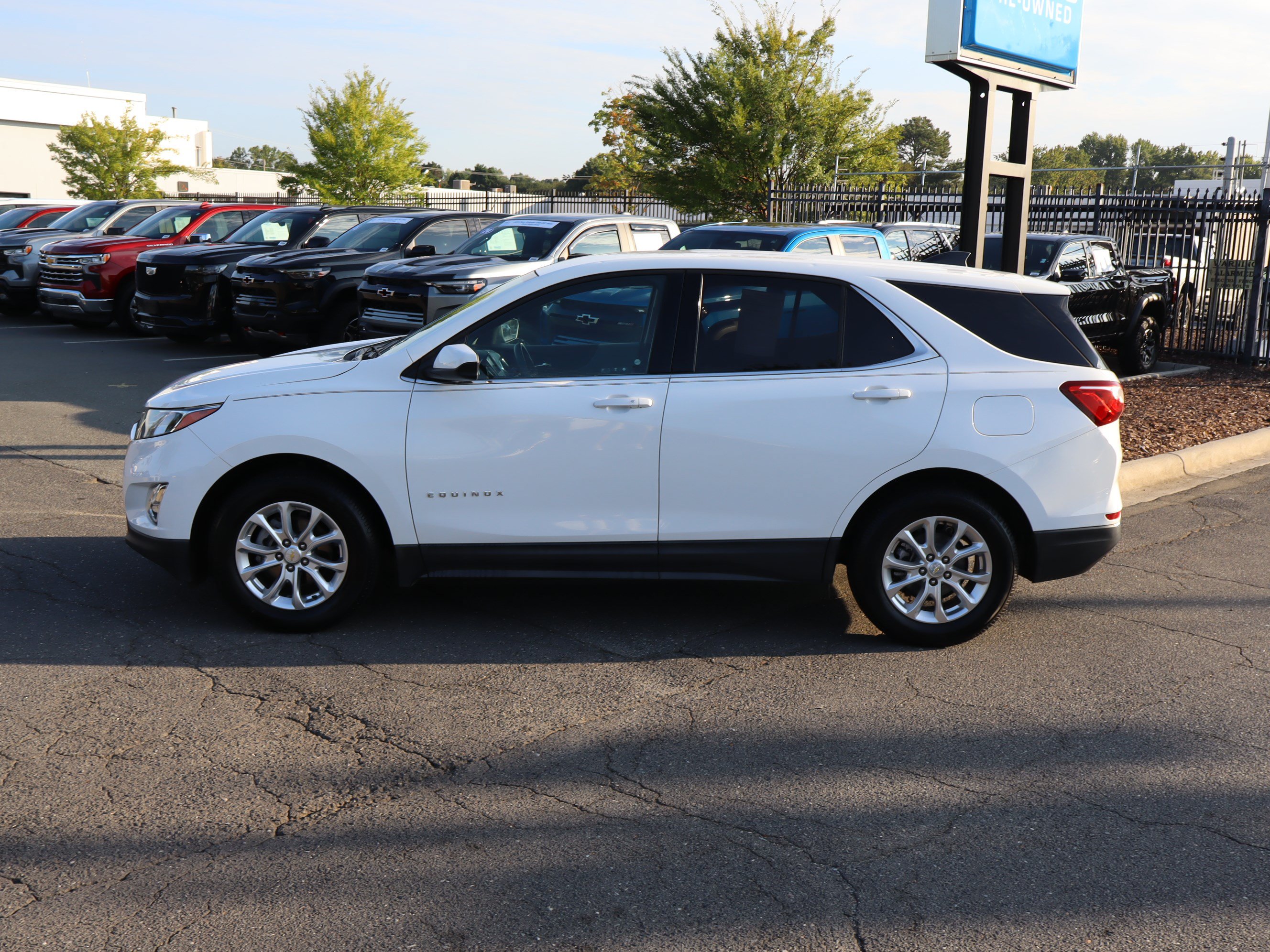 Used 2020 Chevrolet Equinox LT FWD image 7