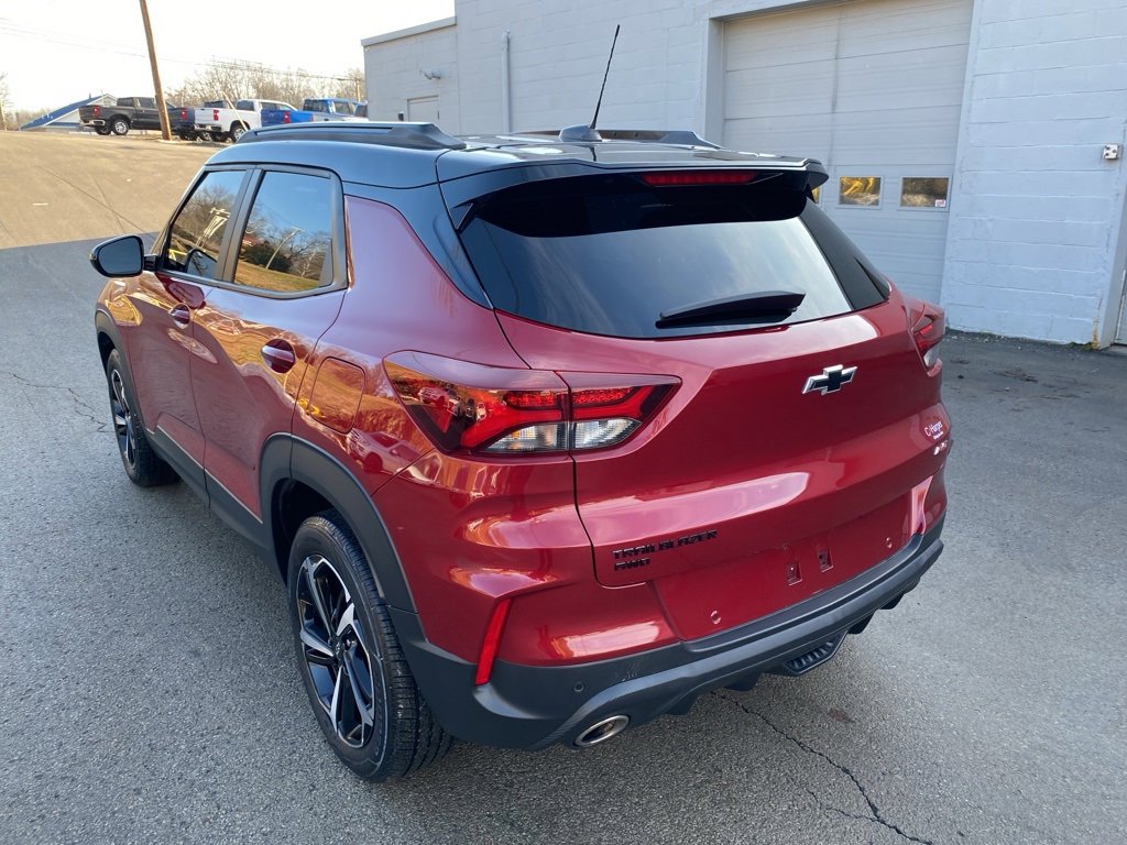 Certified 2021 Chevrolet TrailBlazer RS w/ Sun and Liftgate Package image 5