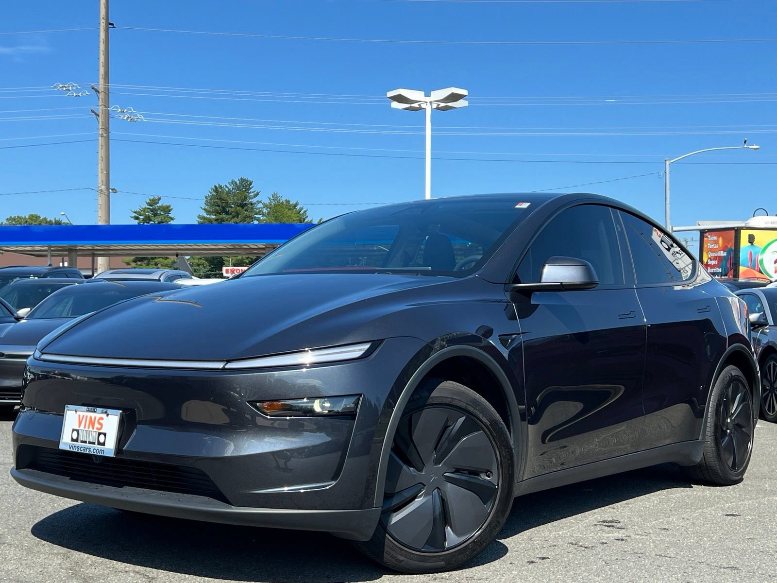 Used 2026 Tesla Model Y AWD image 12
