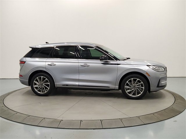 Used 2024 Lincoln Corsair Grand Touring image 9